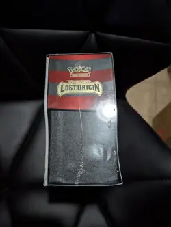 Pokemon TCG: Sword & Shield Lost Origin Elite Trainer Box ETB New Factory Sealed - Image 3