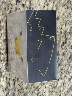 POKEMON CELEBRATIONS SEALED ELITE TRAINER BOX ETB SEE PICS - Image 4