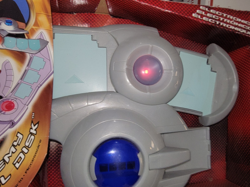 New 2005 Yu-Gi-Oh! GX Academy Duel Disk Launcher - Image 5