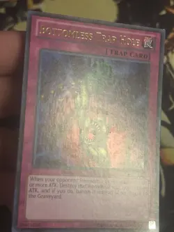 Yugioh: Bottomless Trap Hole - LCYW-EN181 - Ultra Rare - Unlimited - MP - Image 4