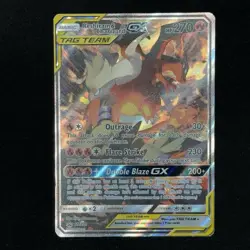 2019 Pokemon RESHIRAM & CHARIZARD GX SM201 Tag Team Sun & Moon Blk Star Promo NM - Image 3