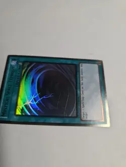 Yu-Gi-Oh! TCG Mystical Space Typhoon Ghost Rare Limited Edition GLD5-EN038 - Image 4