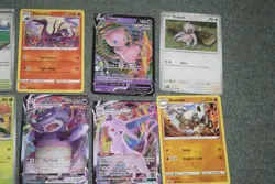 Pokemon Cards Lot • 12 Cards Bundle - Image 4