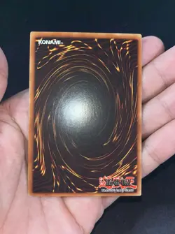 Yugioh Dark Magician SDY-006 1st Edition North American Glossy - Image 5