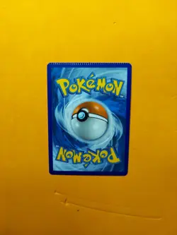 CRIMPED ERROR Whismur 135/185 Swsh04: Vivid Voltage NM-Mint Pokemon Card TCG - Image 3