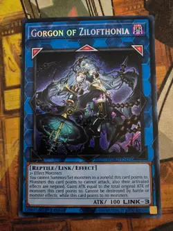 Yugioh - Gorgon of Zilofthonia DUAD-EN050 Secret Rare 1st Edition Near Mint - Image 1