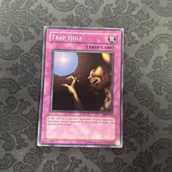 Yu-Gi-Oh! Trap Hole SDK-033 Common Unlimited - Image 1