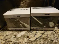 Ultra-Pro MTG Final Fantasy Alcove Edge Deck Box - Cloud and Sephiroth - Image 1