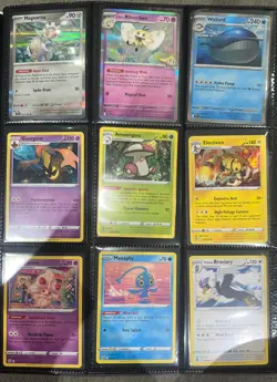 White Flare Binder with Pokemon Lot 400 Cards, 40 holos & rares + SPECIAL BONUS - Image 4