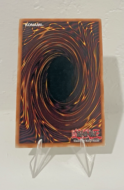 Yu-Gi-Oh! Blue-Eyes White Dragon SKE-001 1st Edition Super Rare - Image 2