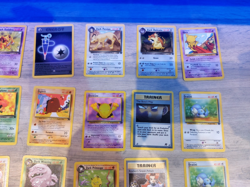 Pokemon TCG Team Rocket Original Series WOTC 2000 Vintage x 32 Card Bundle - Image 4