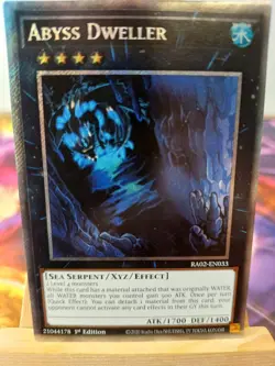 Abyss-Bewohner RA02-EN033 Platinum Secret Rare EN NM YUGIOH - Image 1