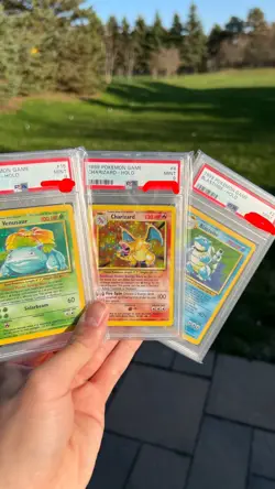 Pokemon Cards Mystery Box* Base Set CHARIZARD, Blastoise And Venusaur* - Image 1