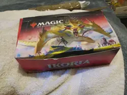 800+ BIG LOT Magic: the Gathering Vintage Cards RaresU Hard To FindU Ikoria Box - Image 1