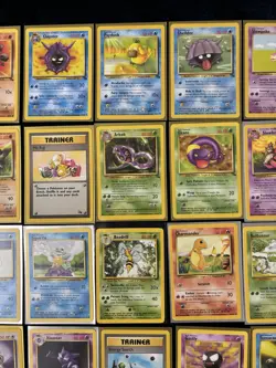 Pokemon Card Lot Vintage, Base, Jungle, Fossil 1999 Wizards Of The Coast - Image 4
