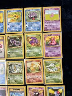 Pokemon Card Lot Vintage, Base, Jungle, Fossil 1999 Wizards Of The Coast - Image 5