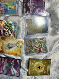 15 Pokemon Card Lot All Near Mint Condition - Image 3