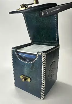 Handmade Leather Deck Box For Magic The Gathering - Fits 100 Sleeved Cards - Image 2