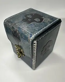 Handmade Leather Deck Box For Magic The Gathering - Fits 100 Sleeved Cards - Image 5
