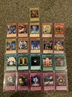 Vintage 1993 YUGIOH YU-GI-OH Collection Cards JOB Lot (J) - Image 1