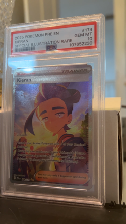 Kieran #174, Pokemon TCG, SV: Prismatic Evolutions, SIR, PSA 10 GEM MINT - Image 2