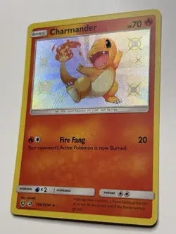 Charmander SV6/SV94 Hidden Fates: Shiny Vault Pokemon Card Near Mint - Image 3