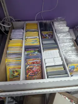 100+ Pokemon Card Lot With Vintage Holos, Rares, Ultra Rares, Etc! 001 - Image 2