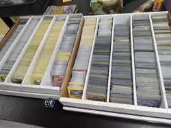 100+ Pokemon Card Lot With Vintage Holos, Rares, Ultra Rares, Etc! 001 - Image 3