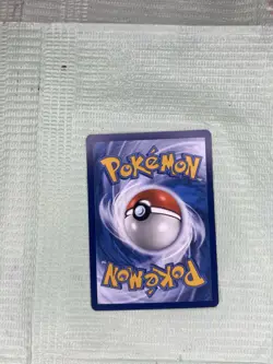 Pokemon TCG Galarian Moltres SWSH284 Near Mint Condition - Image 2