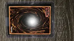 Yugioh Gate Gaurdian Ultra Rare Retro Pack 1 - Image 2