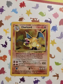 Pokemon TCG Charizard Base Set Holo Rare Card 4/102 Ungraded - Image 1