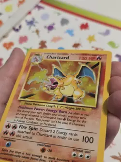 Pokemon TCG Charizard Base Set Holo Rare Card 4/102 Ungraded - Image 4
