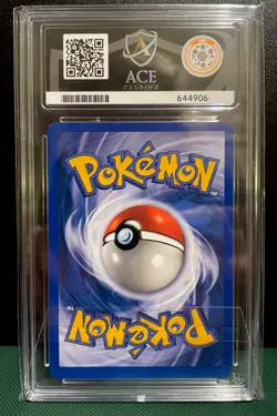 Pokemon TCG - Charizard 004/102 Base Set Holo - ACE graded 8! - Image 2