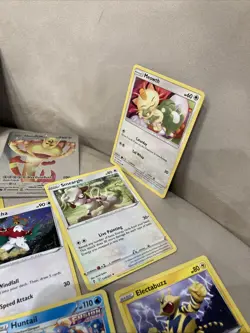 Pokemon TCG Holo Rare Lot of Cards - Charizard, Meowth, and more ! READ! - Image 3