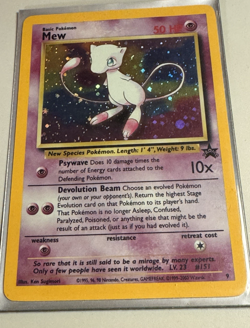2000 Pokemon Card WOTC Pokemon League Promo #9 Mew HOLO in excellent condition - Image 1