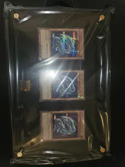 Yu-Gi-Oh! Kaiba Case Briefcase Set 25th Anniversary English Edition - Image 1