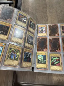 Vintage Yu Gi Oh! Binder Lot 1996 MIXED CONDITION RANDOM RARES/U RARE/RANDOM - Image 2