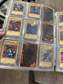Vintage Yu Gi Oh! Binder Lot 1996 MIXED CONDITION RANDOM RARES/U RARE/RANDOM - Image 3