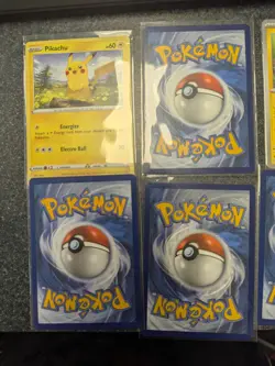 Pokemon TCG Lot Of 21 Assorted Pikachu Cards Fossil Jungle Base Set 2 - Image 5