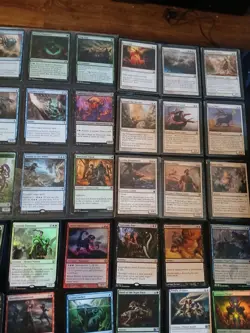 HUGE MAGIC THE GATHERING 475 card lot. uncommon, rarest and holos included. - Image 3