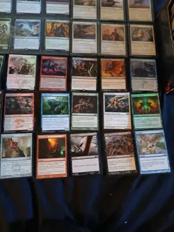 HUGE MAGIC THE GATHERING 475 card lot. uncommon, rarest and holos included. - Image 4