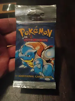 Pokemon FACTORY SEALED 1999 Base Set Unlimited Blastoise Art Booster Pack!! WOTC - Image 1