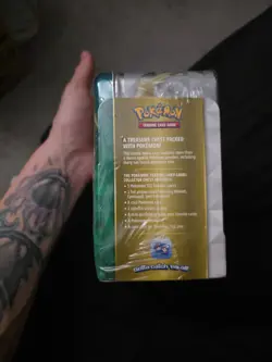 Pokemon TCG: Arceus Collector’s Chest Lunchbox Tin, Spring 2022, Sealed - Image 3