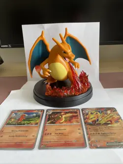 Charizard EX Card Holder And Set Of Charmander, Chameleon And Charizard EX Card - Image 1