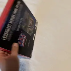 Magic The Gathering - Marvel's Spider-Man Scene Box Full Art Foil Borderless - Image 5