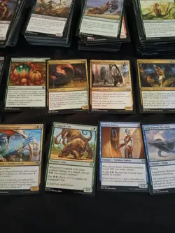Magic the Gathering Lot Of 700 mixed cards & 85 mtg sleeves. - Image 4