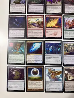 Magic The Gathering U Commander Staple 25 Card Lot & 200+ Uncommons w Deck Box - Image 4