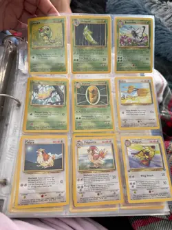 1999-2000 pokemon card lot 200+ cards - Image 2