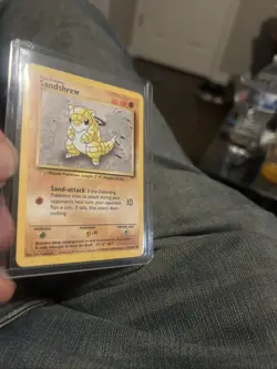 Pokemon TCG Sandshrew Base Set Near Mint 62/102 PSA 8-9 potential - Image 3