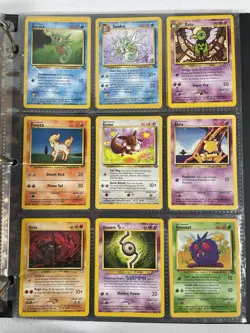 Pokemon Card Collection VTG Binder Holo Rare WoTC Moltres Pikachu Eevee Delta - Image 5